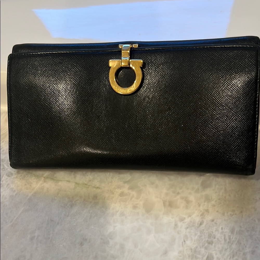 Ferragamo Leather Women's classic Wallet